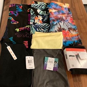 Lot of 6 Pairs of Workout Capris and Leggings Sz.m